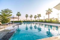 Calm Aesthetic 3 Bedroom Villa - Chambres d’hôtes Dubaï