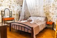 B&B Kalathenes - Traditional Mansion - Bed and Breakfast Kalathenes