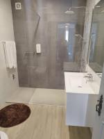 Double or Twin Room with Bathroom