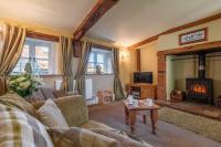Church Cottage CA - Bed and Breakfast