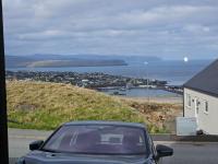 B&B Tórshavn - Brand new apartment with stunning skyline views - Bed and Breakfast Tórshavn