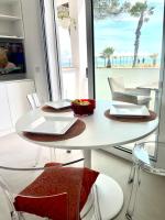 Windsurf Beach Front - B&B Torre Grande