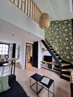 Logement indépendant "Le Figuier" TREVOUX climatisée - B&B Trévoux