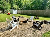 B&B Marietta - Cozy Family-Friendly home w/ fenced-in backyard - Bed and Breakfast Marietta