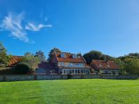 Field Piece Cottage - B&B