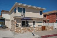 Newport Beach House 1 block from the beach FREE pickleball courts and 6 beach cruisers - Chambres d'hôtes Newport Beach