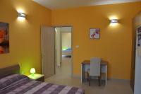One-Bedroom Apartment with Terrace (5 Adults)