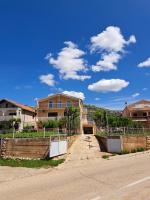 Apartman Ema 2 - Ferienwohnung Grebaštica