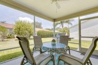 Lanai and Golf Cart The Villages Vacation Rental! - B&B