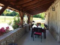 Gite de Born avec piscine privée au coeur de la campagne - B&B Born-de-Champs