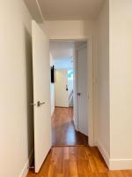 Newly Renovated Walkout Basement in Vancouver with Separate Entrance - Chambres d'hôtes Vancouver