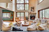 Spacious Pinetop-Lakeside Home with Deck - Near Golf - B&B