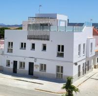 Apartamento a estrenar en Planta Primera C con piscina - Chambres d’hôtes Barbate
