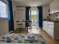 Estudio con vistas al mar
