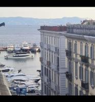 Parthenope, la casa sul lungomare nel centro di Napoli - B&B