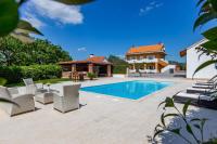 B&B Zadar - MP Luxury Holiday Home with swimming pool - Bed and Breakfast Zadar