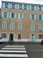 Superbe T2 Aux Pieds des Cimes, lumineux, calme, classé 4 étoiles - Ferienwohnung