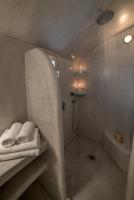 Superior Cave Suite with Hot Tub