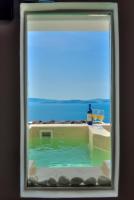 Superior Suite with Hot Tub (3 Adults)