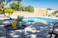 Cesare Apartment, with Swimming pool and Sea view - B&B Ližnjan