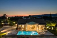 Villa Voltera - B&B Mantzavináta