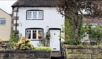 B&B Cheddleton - Chapter Cottage, Cheddleton Nr Alton Towers, Peak District, Foxfield Barns - Bed and Breakfast Cheddleton