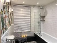 The Pirate's Palace, Whitby - Elegant, Comfy, Fun - Ferienwohnung Whitby