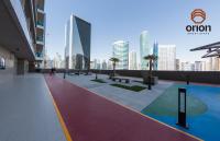 9th Floor Stylish Studio with Balcony with a View, Smoking on Balcony, Running Track, Pool, Male - Female Gym, Sauna and Steam Room, Free Indoor Parking, TV with Streaming, Fully Furnished Apartment in Business Bay, near Downtown - B&B Dubái