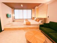 Camera Quadrupla Deluxe