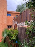 Apartamento con jacuzzi y terraza con opcion a Piscina Privada - B&B Almuñécar