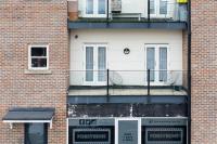 Velvet 2-bedroom apartment, Conduit Lane, Hoddesdon - Bed and Breakfast