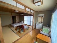 Family Room with Mountain View