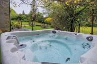 Hill House Country Estate - Princes Gate - B&B Ludchurch