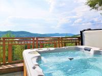 B&B Mont-Tremblant - ALTITUDE 170-2 / PRIVATE Hot Tub on HUGE Terrace - Bed and Breakfast Mont-Tremblant