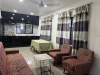 Island Guesthouse - entire one bedroom unit with kitchen & a bathroom - 3km away from Nadi international airport - B&B