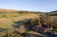 Lower Farm Barn - B&B Hungerford