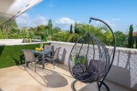 סוויטות לוגסי - 2 סוויטות משפחתיות עם מרפסת מול הנוף - B&B She’ar Yashuv