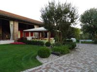 B&B Cornaleto - Affittacamere Il Persicone - Bed and Breakfast Cornaleto