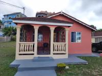 Relax and Unwind At Scenic Plateau - Bed and Breakfast