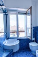 Milan Flat 5 min from Duomo with Park for small cars - B&B Milano