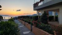 Loutraki Bay - B&B