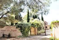 Relais Casale Il Poggetto VILLA PAOLA by Zoom In Earth - Chambres d'hôtes Cecina