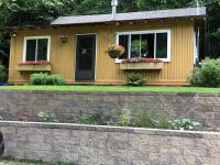 B&B Frankfort - The Crystalaire Cabin - Charming And Relaxing! - Bed and Breakfast Frankfort