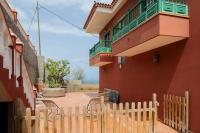 LIVE GUANCHES DE CANDELARIA - B&B