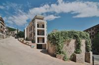 Salus Hill Condo with private Garage - B&B Budva
