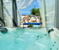 Le Mas des Mathes, Chambres d'hôtes, Studios - B&B