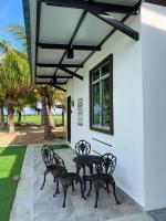Kuala Kedah Pool Cottage - B&B Kuala Kedah