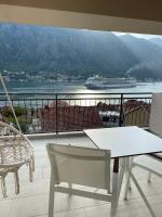 Point of View - B&B Cattaro