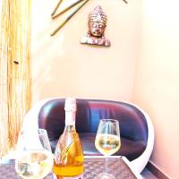 SMALL APARTMENT, Adeje House Wifi Free - B&B
