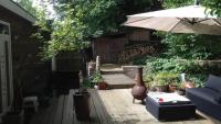 Benedenverdieping in Woonboot met tuinterras - B&B